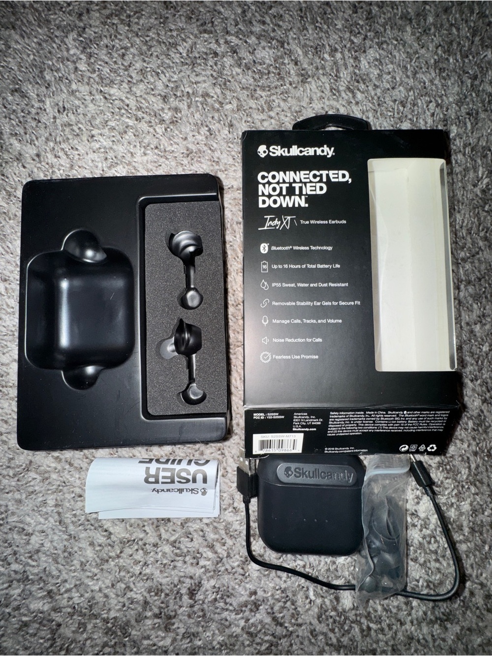 Skullcandy Indy True Wireless In-Ear-Earbuds - Black - with all components
